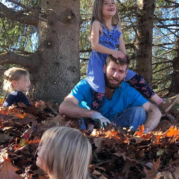 Meet your Posher, Anne - Picture 1 of 1